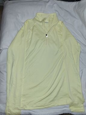 Callaway Women's Long Sleeve Quarter-Zip Top in Pale Yellow